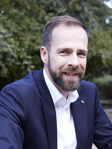 Iain Ballantyne